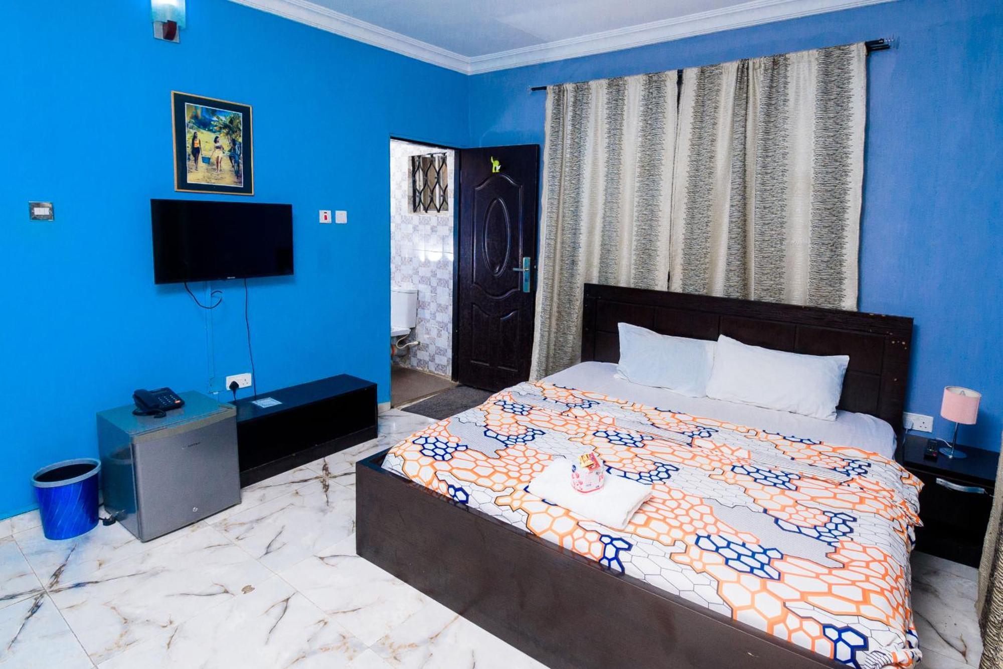 D'Tavern Apartment Ибадан Екстериор снимка