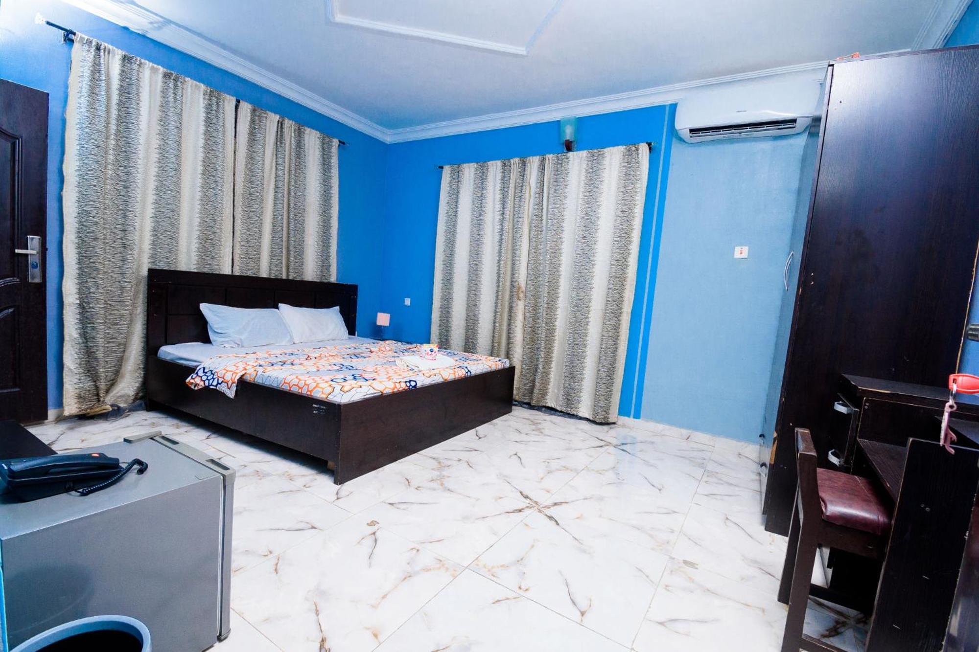 D'Tavern Apartment Ибадан Екстериор снимка