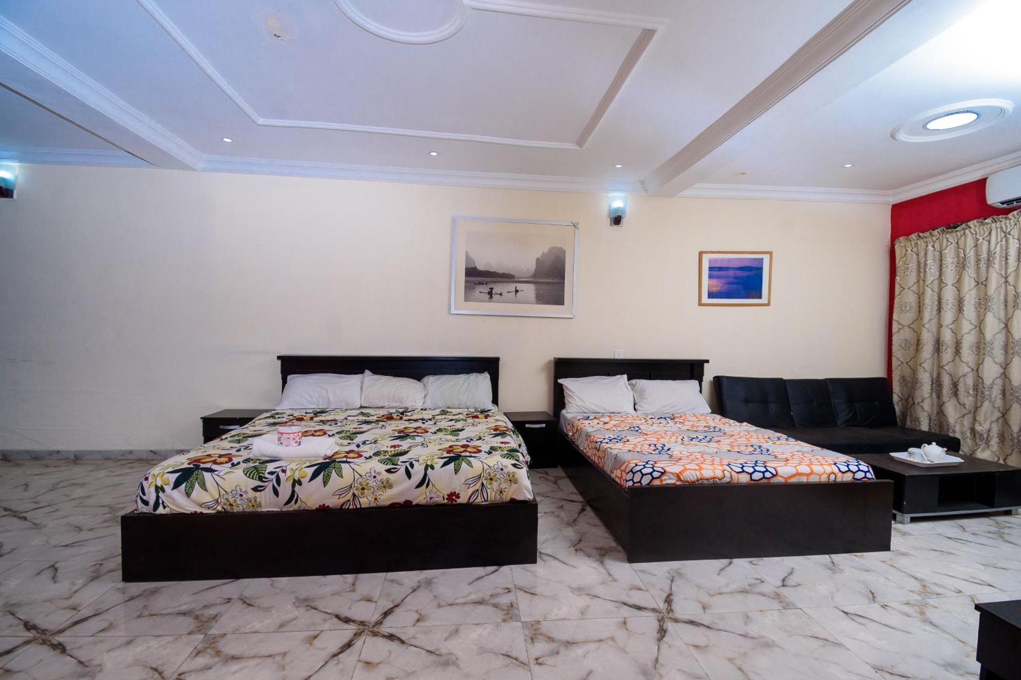 D'Tavern Apartment Ибадан Екстериор снимка