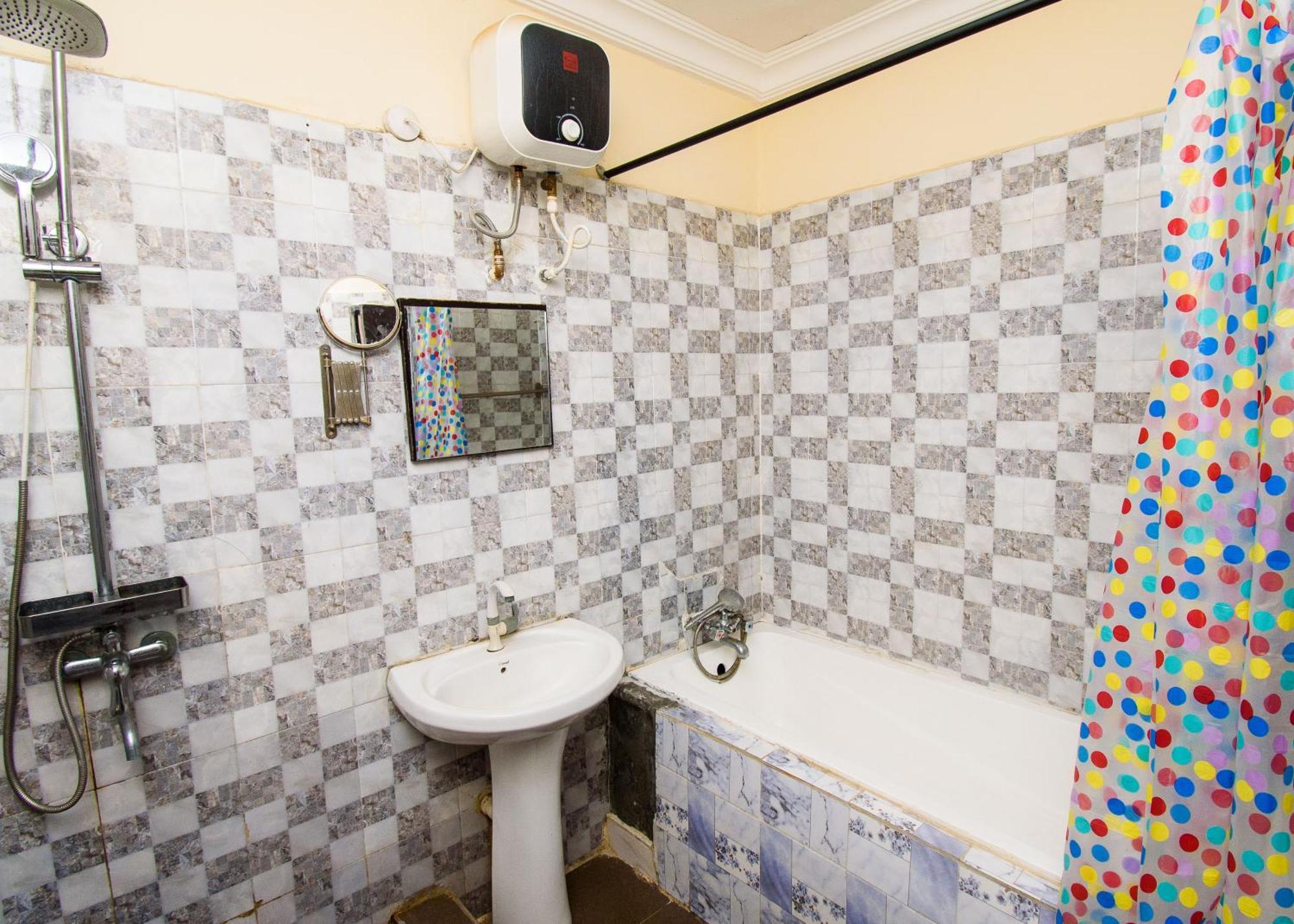 D'Tavern Apartment Ибадан Екстериор снимка