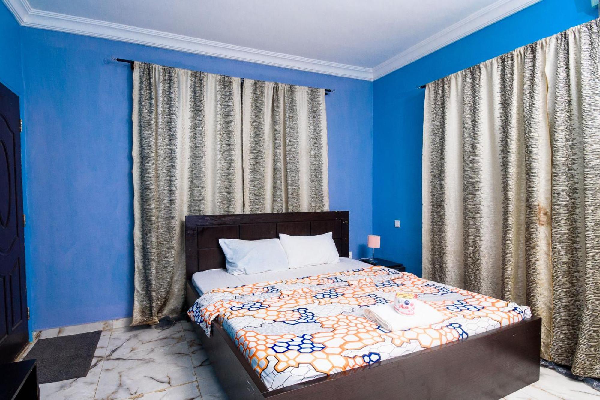 D'Tavern Apartment Ибадан Екстериор снимка