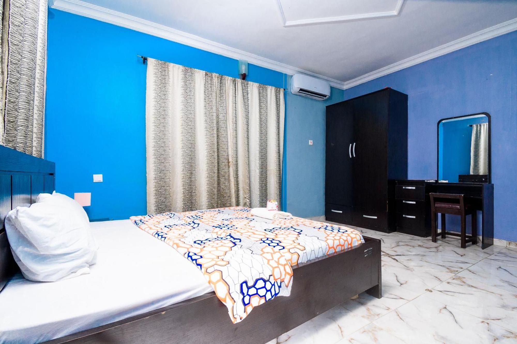 D'Tavern Apartment Ибадан Екстериор снимка